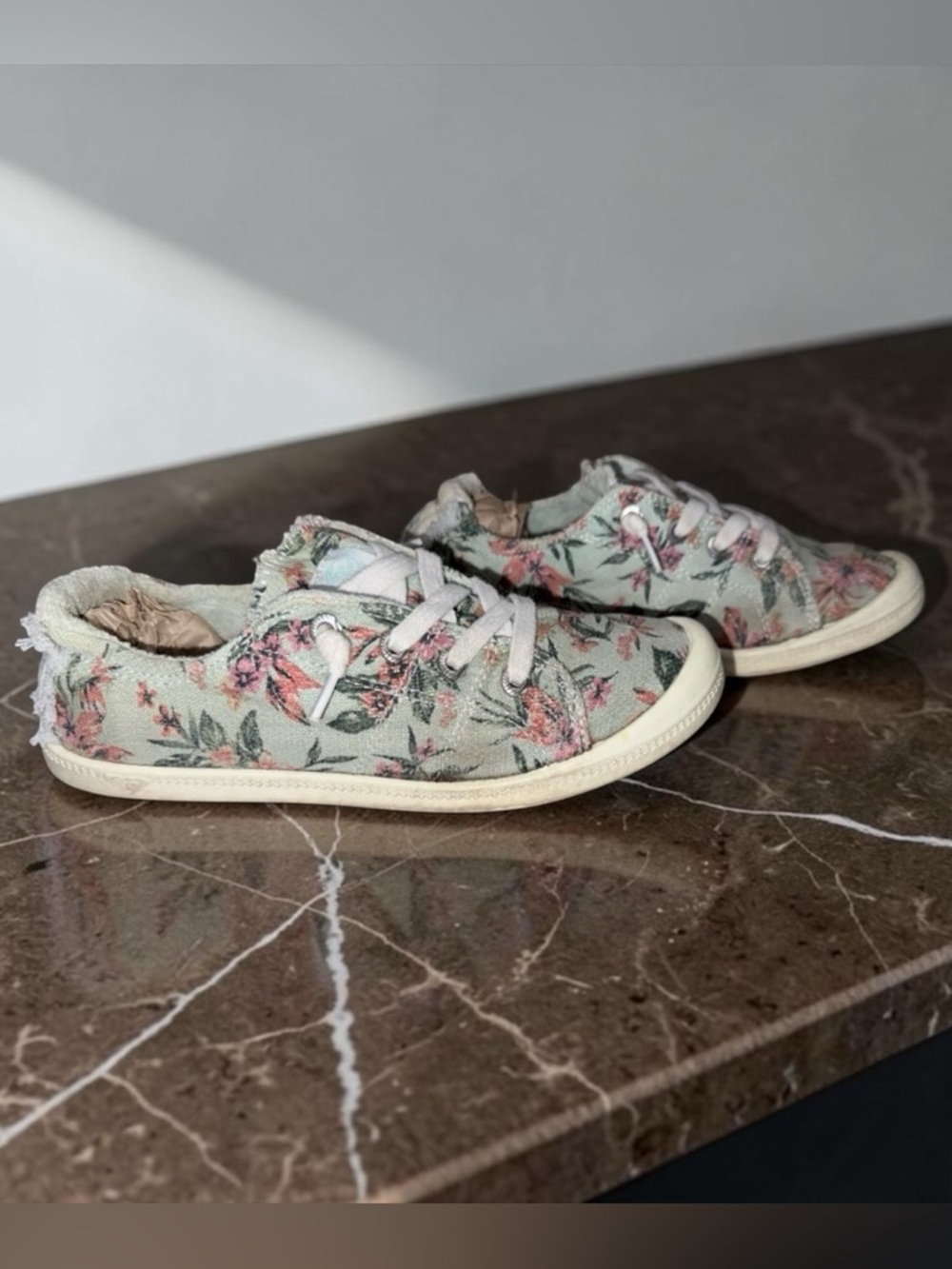 Roxy Floral Kids Sneakers - Green and Pink
